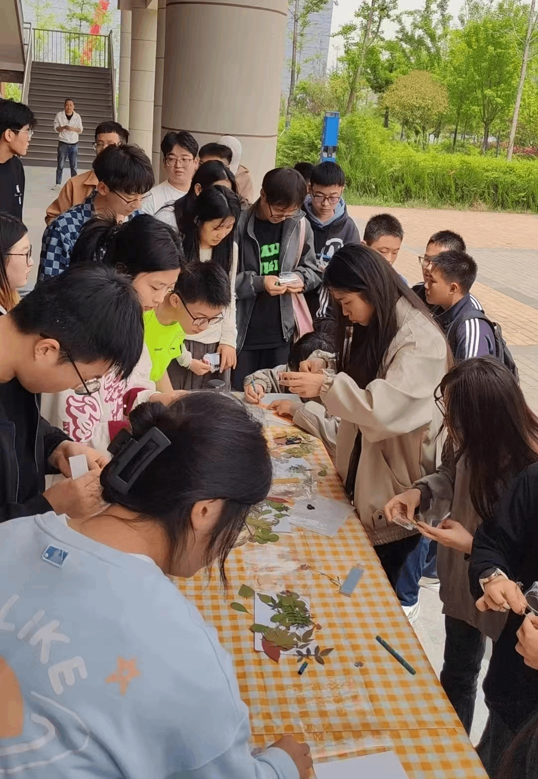 共沐书香，“阅”见美好——陕西省建筑职工大学开展读书分享活动
